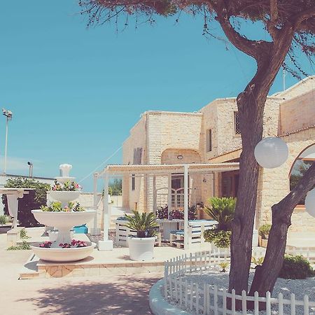 Hotel San Giovanni Полиняно а Маре Екстериор снимка